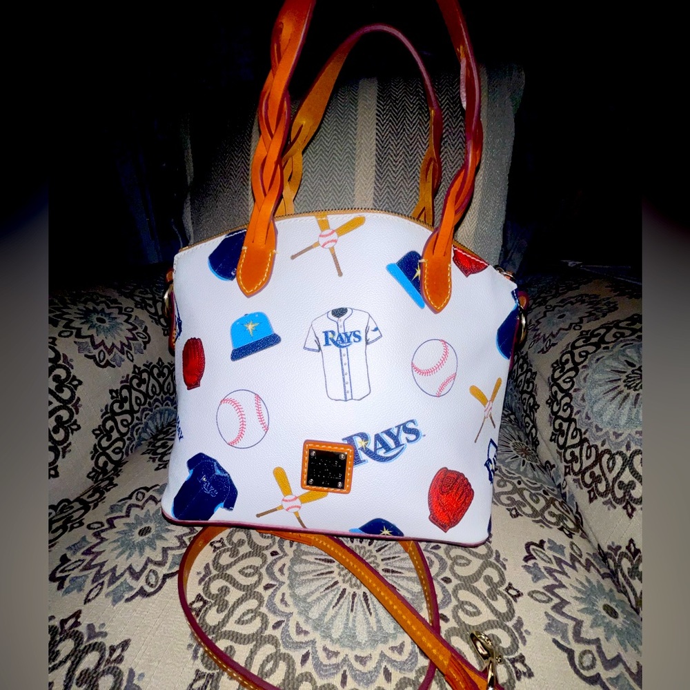 Tampa rays doony Embark Tampa Bay rays medium purse with strap new never used